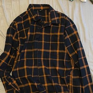 💖 4 for $25 sale 🎉 
Plaid shirt